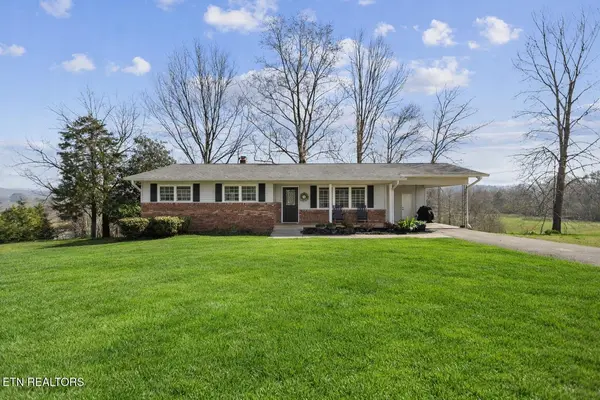 800 Swan Pond Circle Rd, Harriman, TN 37748