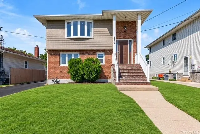 520 Kirkman AVE, Elmont, NY 11003