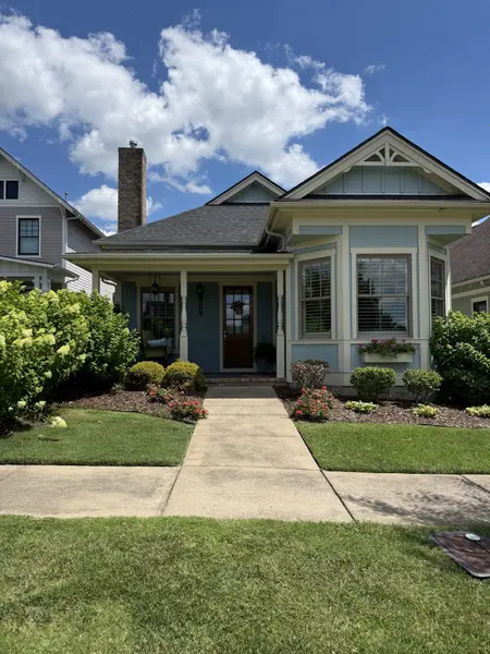 1061 Rochelle Ave, Thompsons Station, TN 37179