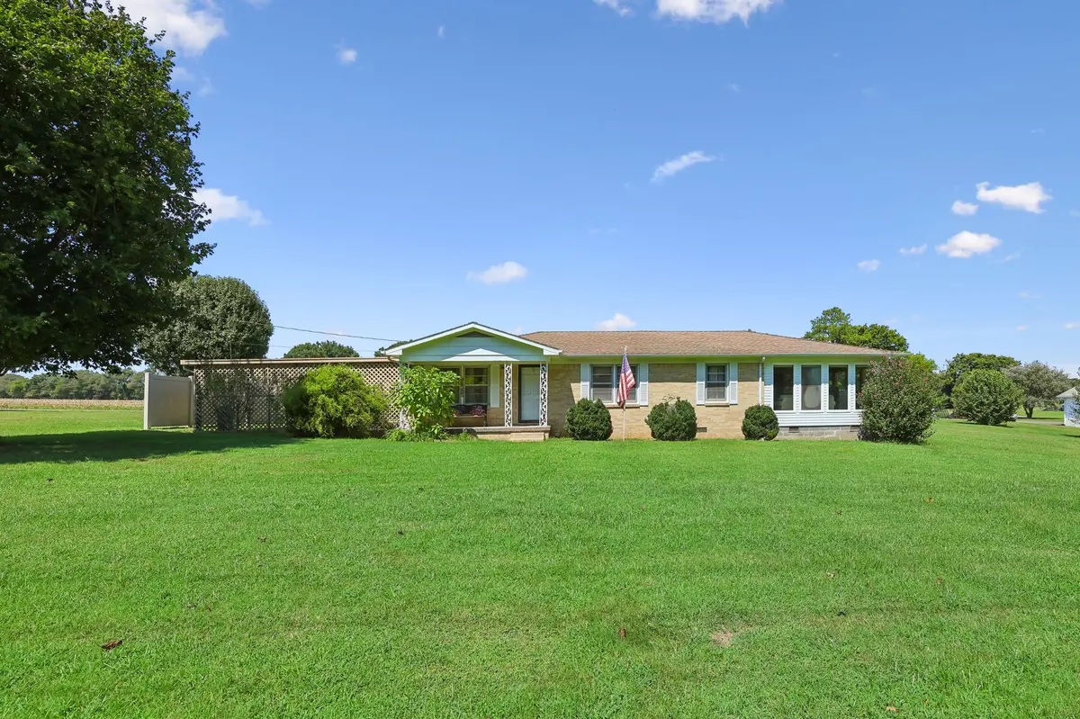 42 Smith Ln, Flintville, TN 37335
