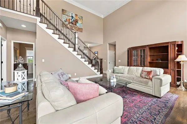 17625 Rock Island DR, Pleasant Hill, MO 64080