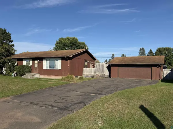 525 Stine Dr, Carlton, MN 55718
