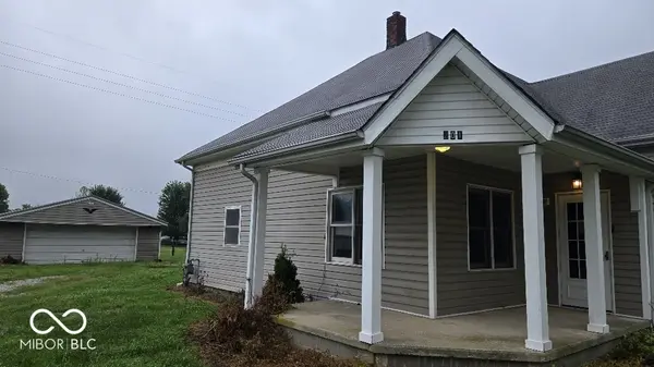 201 W Washington ST, Roachdale, IN 46172