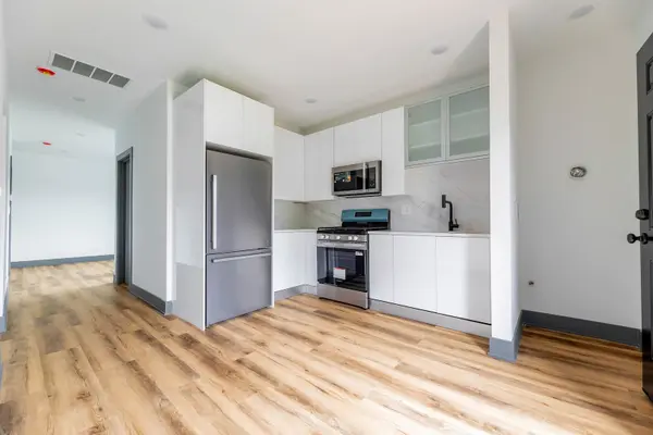 7642 S Throop ST #2, Chicago, IL 60620