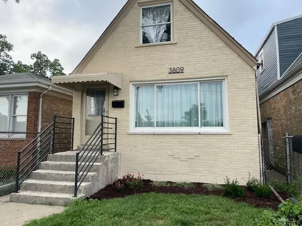 3809 W Wabansia AVE, Chicago, IL 60647