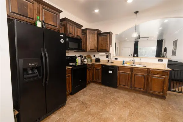 621 Sally CT, Oklahoma City, OK 73160