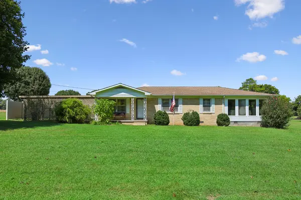 42 Smith Ln, Flintville, TN 37335
