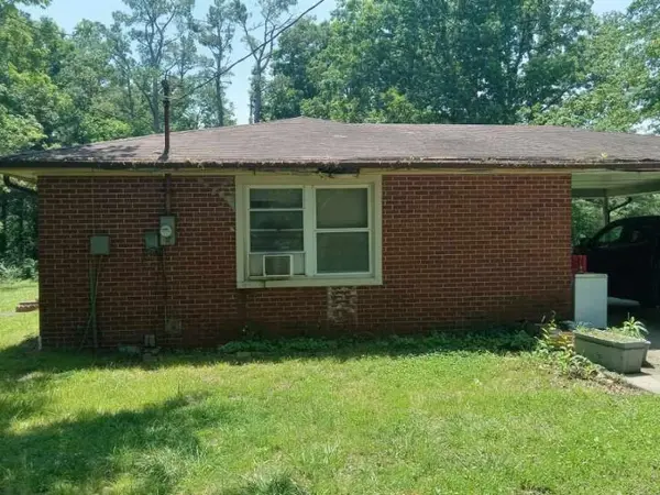 2517 Grays Bend Rd, Centerville, TN 37033