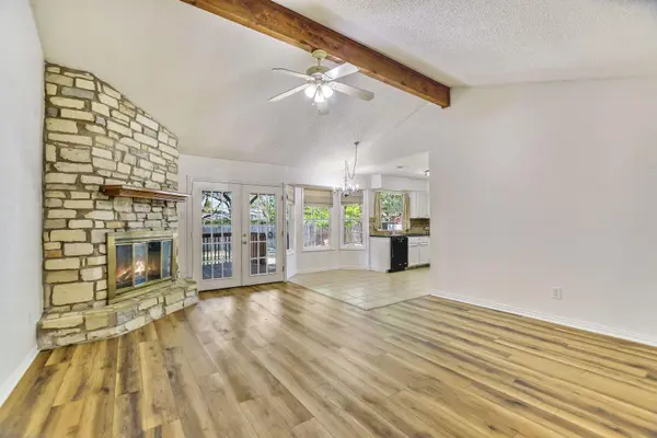 903 Burnt Oak CT, Cedar Park, TX 78613