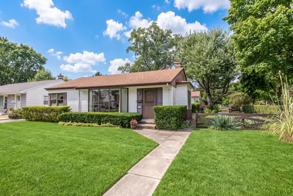 1808 Linden ST, Des Plaines, IL 60018