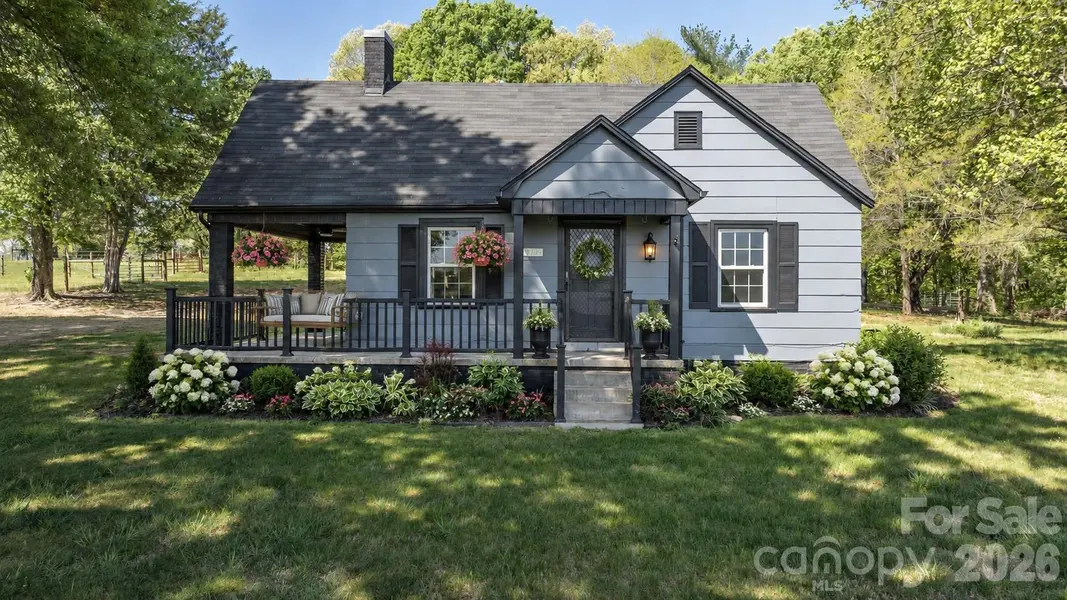 1975 Three Forks Church RD, Taylorsville, NC 28681