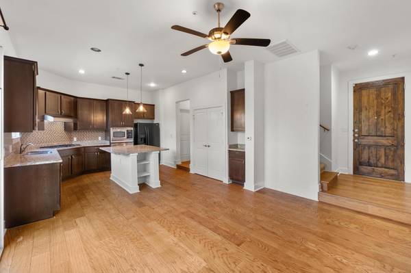 8110 Ranch Road 2222 #2, Austin, TX 78730