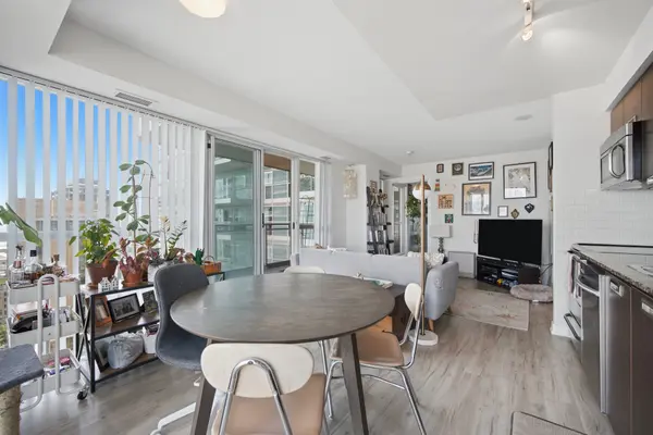 100 Western Battery RD #1610, Toronto C01, ON M6K 3S2
