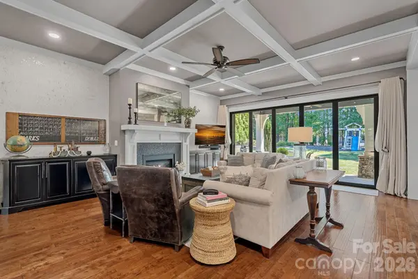 5113 Watermead LN, Belmont, NC 28012