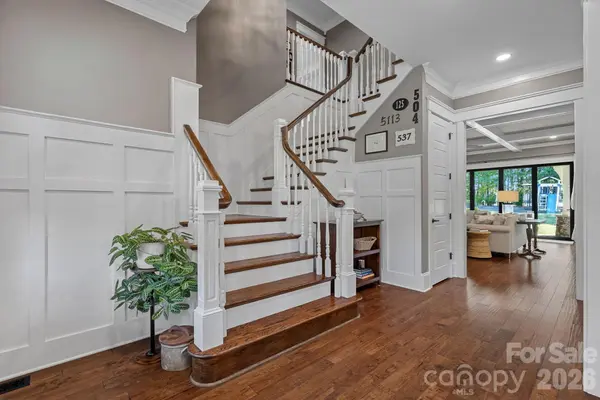 5113 Watermead LN, Belmont, NC 28012