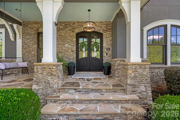 5113 Watermead LN, Belmont, NC 28012