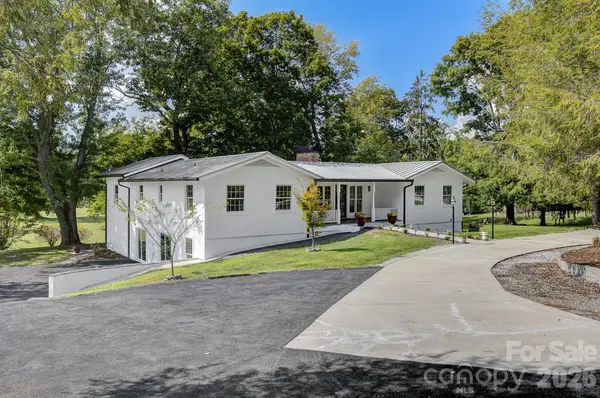 211 Pinner RD, Arden, NC 28704