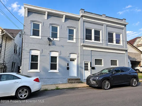 28 E Columbus AVE #Left, Pittston, PA 18640