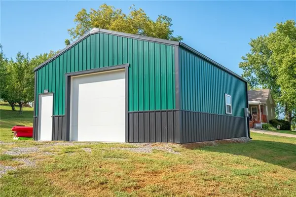 300 N Water ST, Maysville, MO 64469