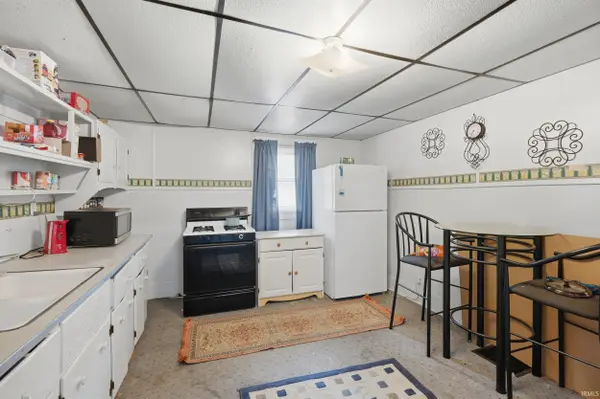 341 W 15Th ST, Auburn, IN 46706-2107
