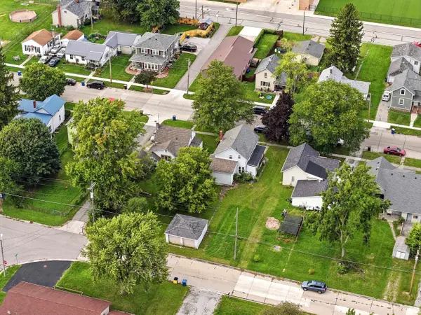 341 W 15Th ST, Auburn, IN 46706-2107