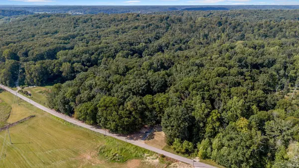 3505 E Boltinghouse RD, Bloomington, IN 47408