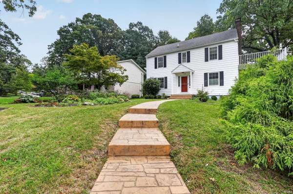 1220 Ravinia RD, West Lafayette, IN 47906