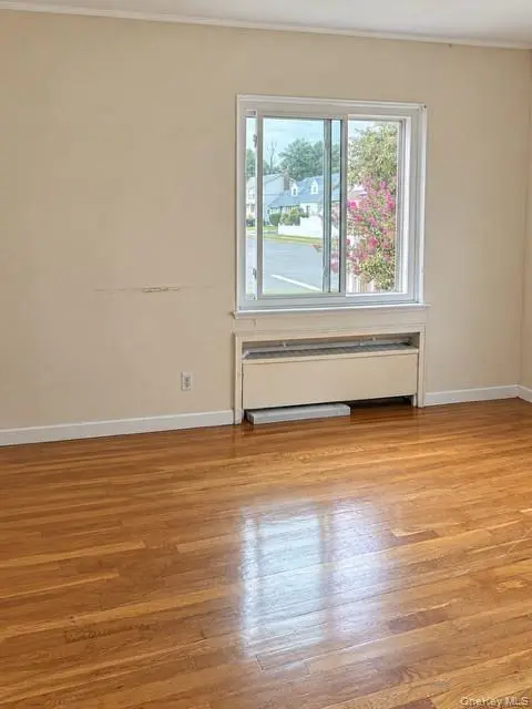306 Peters AVE, East Meadow, NY 11554