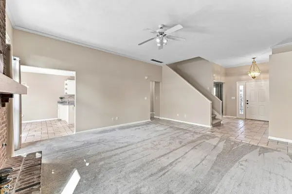 1945 Westminster PL, Columbus, IN 47201