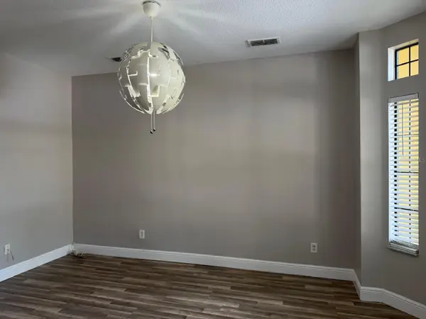 6037 SCOTCHWOOD GLN #8, Orlando, FL 32822