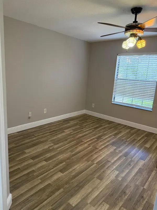6037 SCOTCHWOOD GLN #8, Orlando, FL 32822