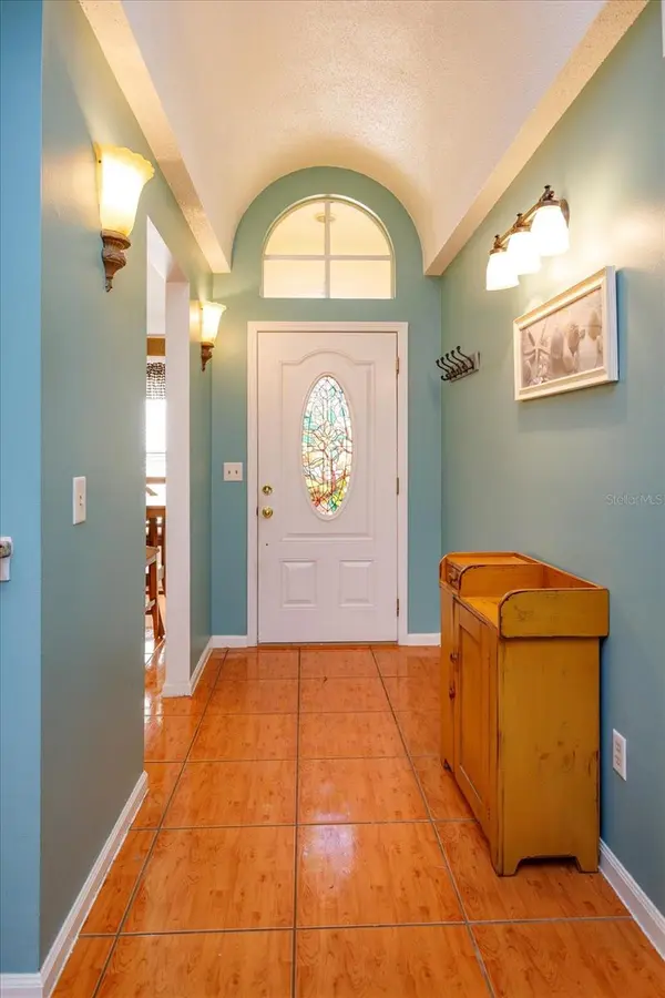 6128 RAINTREE DR #L2, Orlando, FL 32822