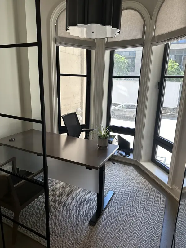 154 W Superior ST, Chicago, IL 60654