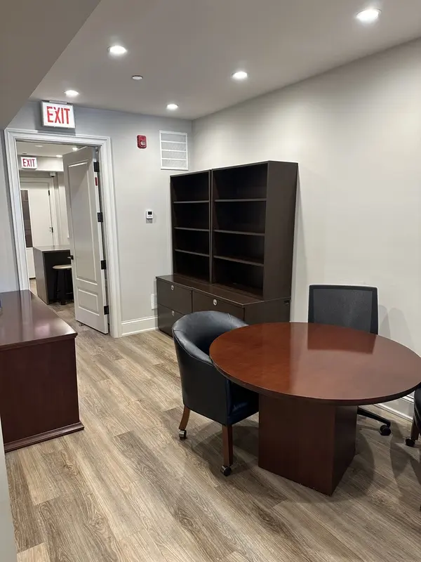 154 W Superior ST, Chicago, IL 60654