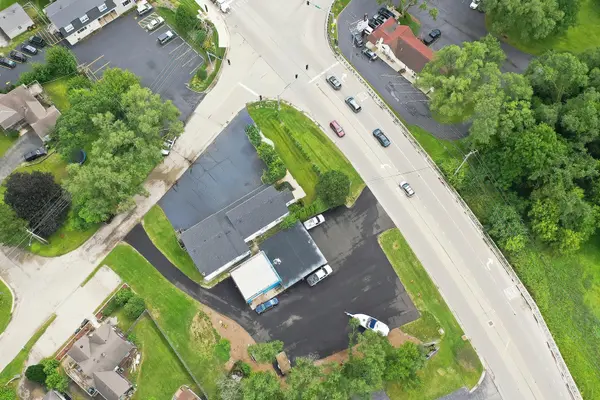 106 W State RD, Island Lake, IL 60042