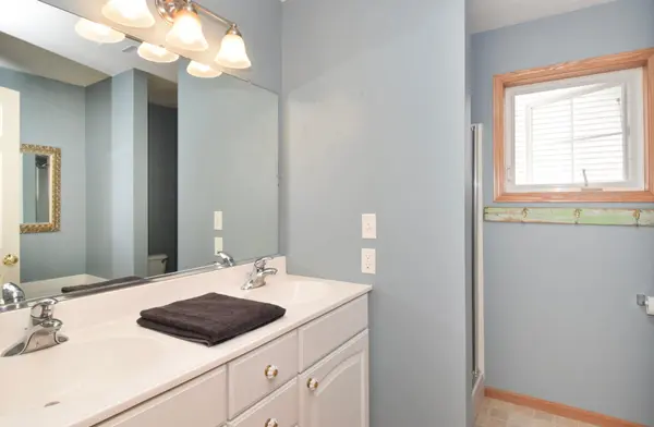 114012 Hundertmark RD, Chaska, MN 55318