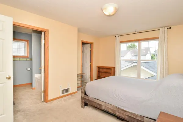 114012 Hundertmark RD, Chaska, MN 55318