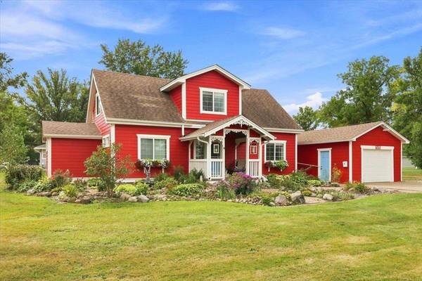 525 Maple AVE E, Mora, MN 55051