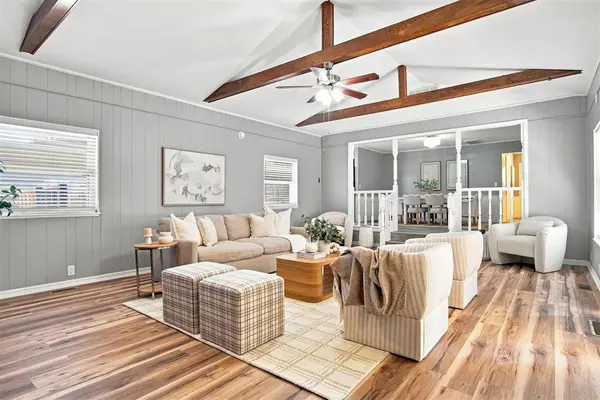 2903 Meadow LN, Edmond, OK 73013