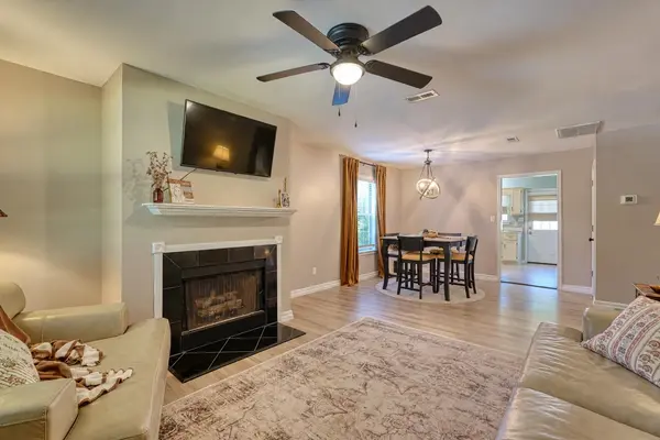 66 Sweetbriar LN, Spartanburg, SC 29301