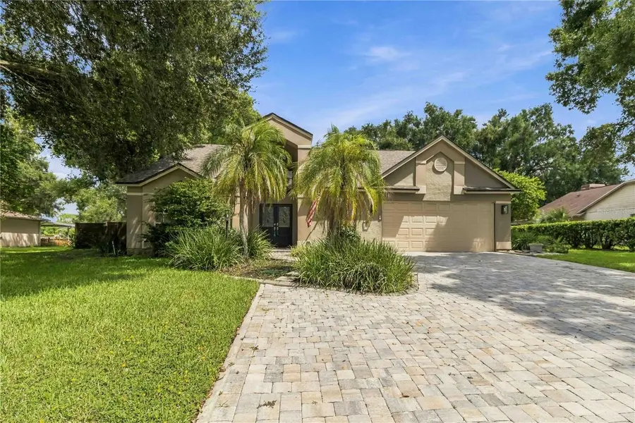 2704 BUCKHORN OAKS DR, Valrico, FL 33594