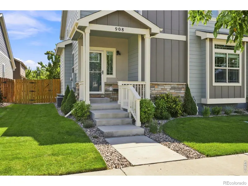 908 Ridge Runner DR, Fort Collins, CO 80524