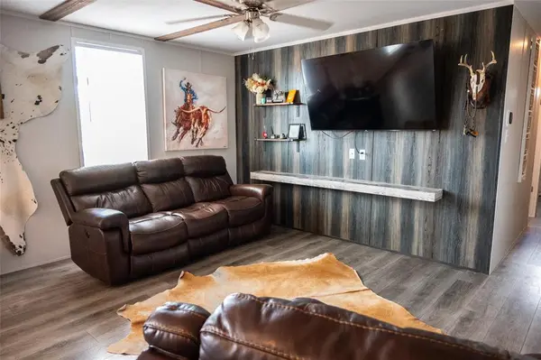 502 B NW Sixth Street, Trent, TX 79561