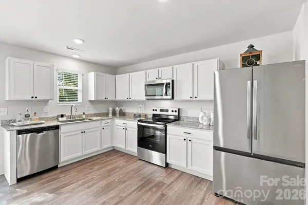 115 Villa LN #8, Lincolnton, NC 28092