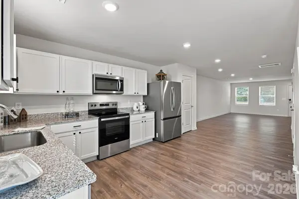 115 Villa LN #8, Lincolnton, NC 28092