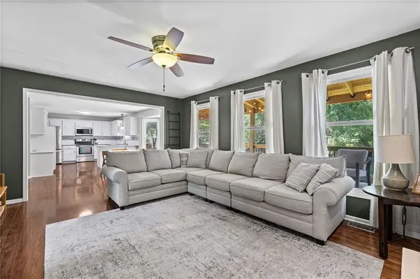 14921 W 124 TER, Olathe, KS 66062