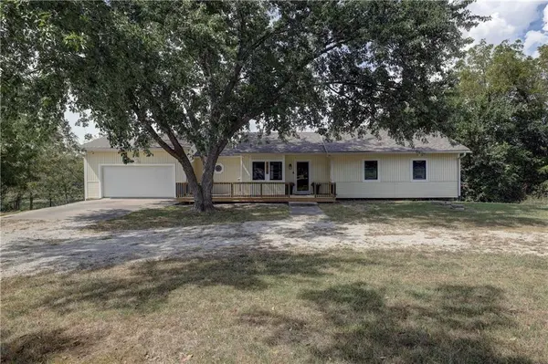 14788 Midway DR, Excelsior Springs, MO 64024