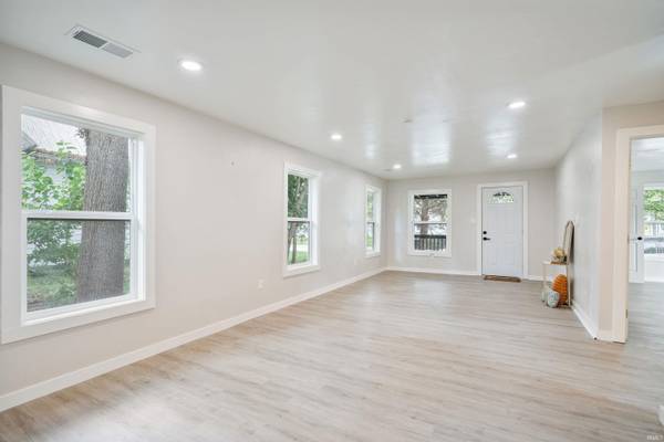 710 S State ST, Greenfield, IN 46140