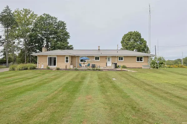 62630 Miami RD, South Bend, IN 46614-9446