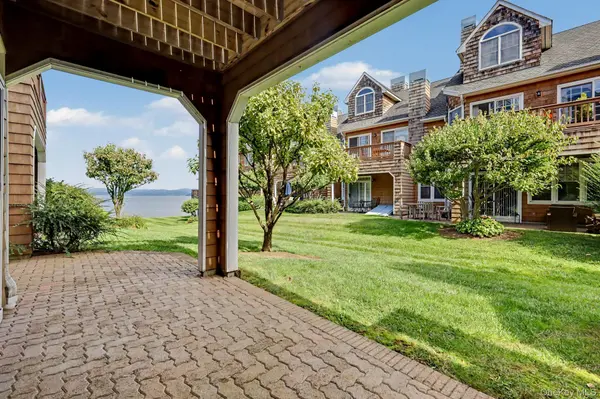 601 Half Moon Bay DR, Croton-on-hudson, NY 10520